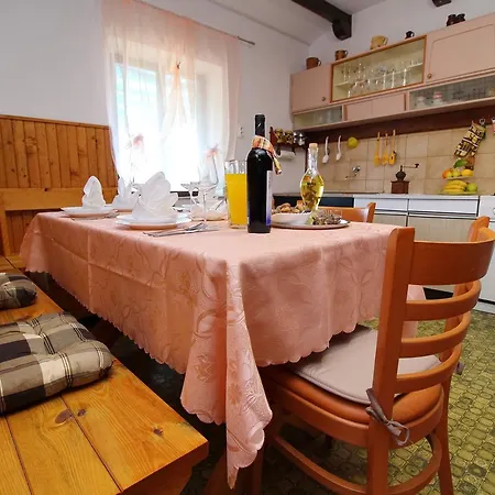 Alpstuga Stone House Prihonja *