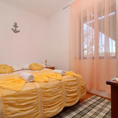 Stone House Prihonja * Vela Luka